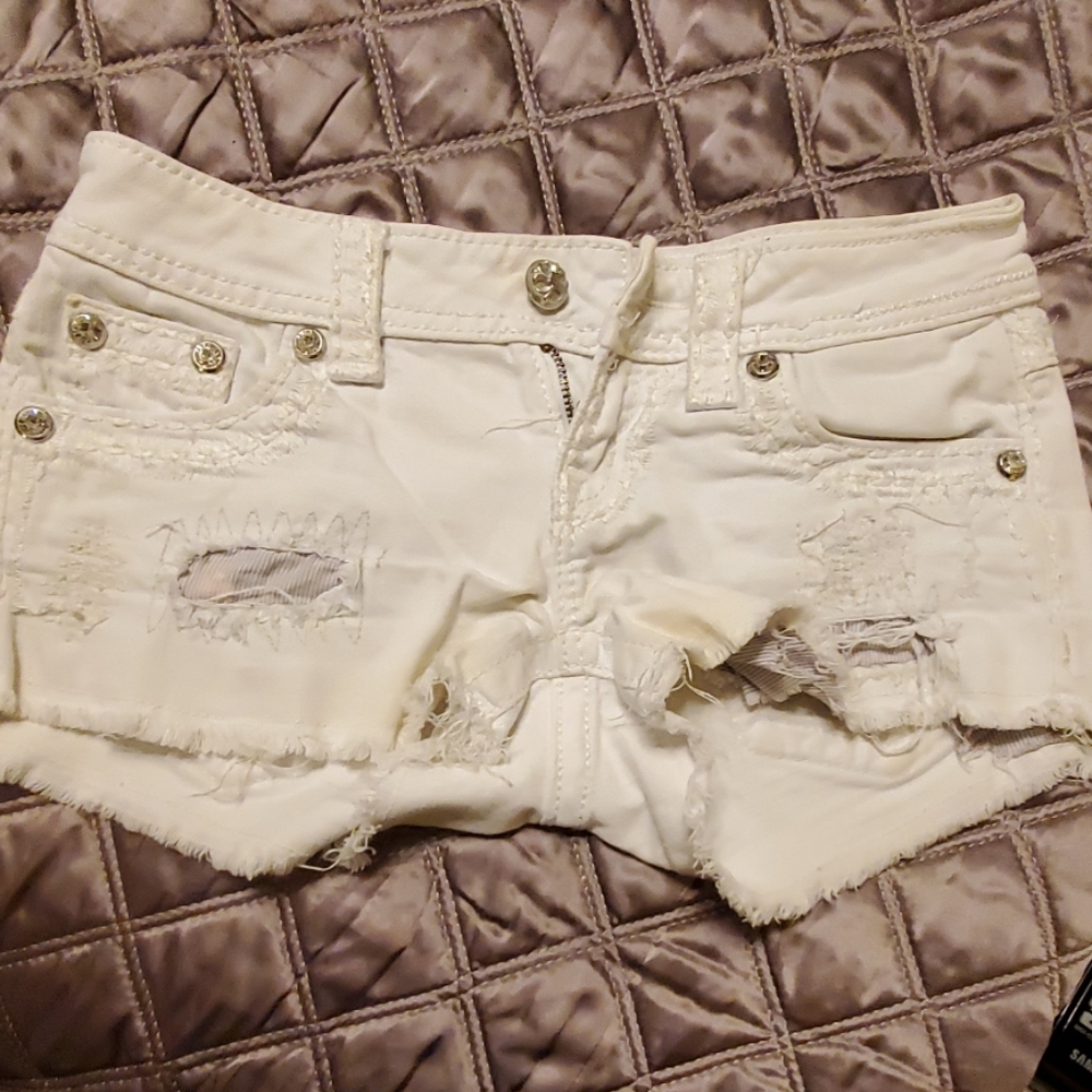 White Miss Me shorts size 24